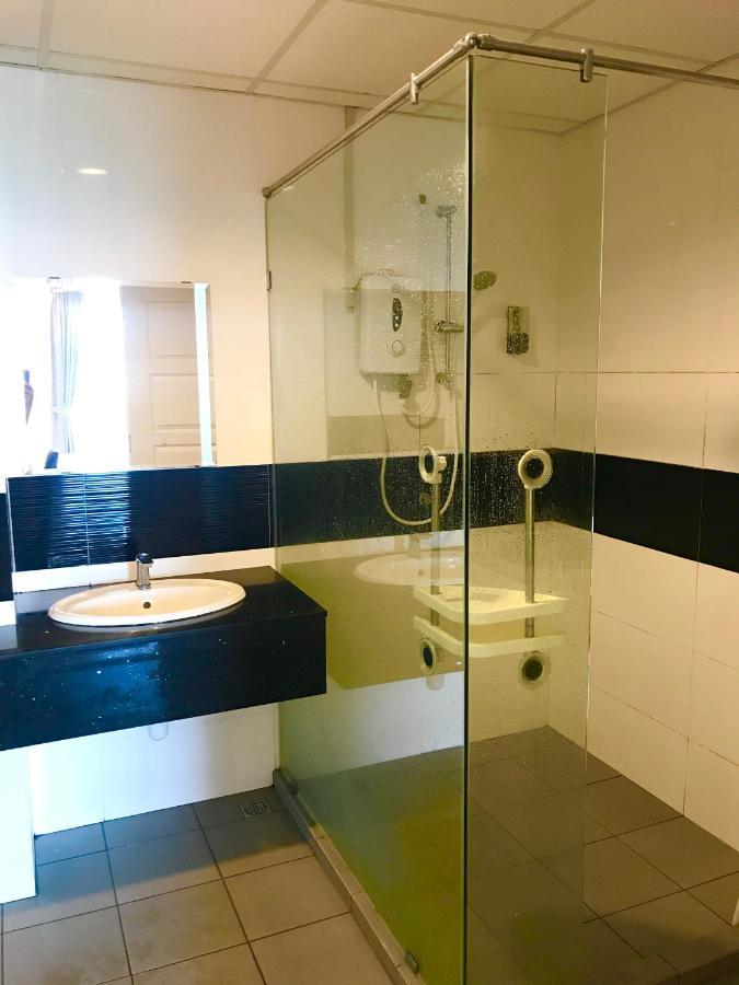 Mansion One Suites By Little Cabin George Town Ngoại thất bức ảnh